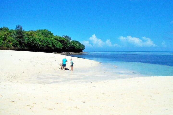 ザンジバル刑務所島旅行とストーンタウンプライベートウォーキングツアー