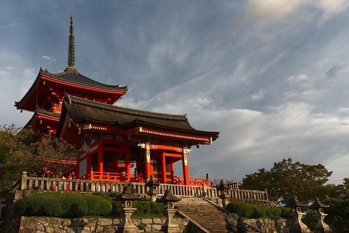 京都の見どころ： 半日カスタマイズ世界遺産ウォーキングツアー