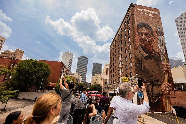 Houston City - Mural Tour & Centro de Borboleta.