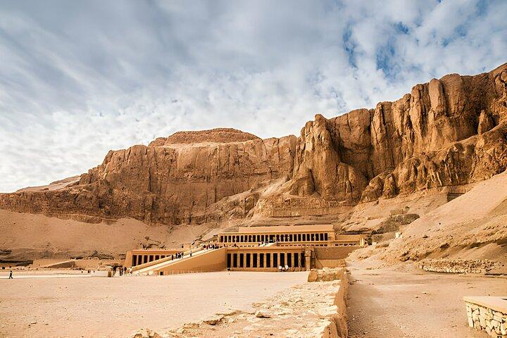 De majestueuze schatten van de Westelijke Jordaanoever van Luxor