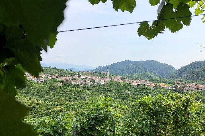 Restaurantes em Prosecco Hills Wine and Cheese