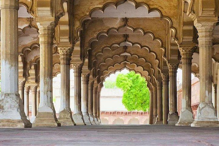 Same Day Taj Mahal Tour By Car From Delhi