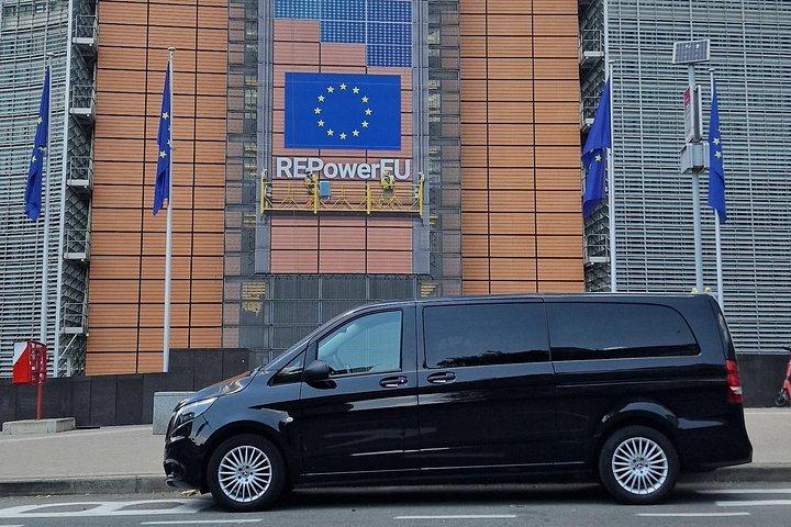 ブリュッセル空港ザベンテム BRU からブリュッセル首都までプライベート バン 8