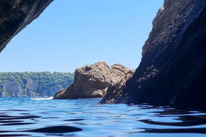 Excursão Caverna Azul e Verde saindo de Dubrovnik, lanchas particulares