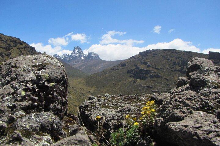 3 dagars Mount Kenya Trek med Sirimon Route