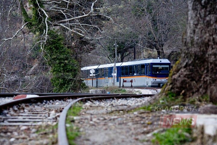 Corinth, Cave of Lakes, Odontotos Railway Private Tour with Greek Lunch Included