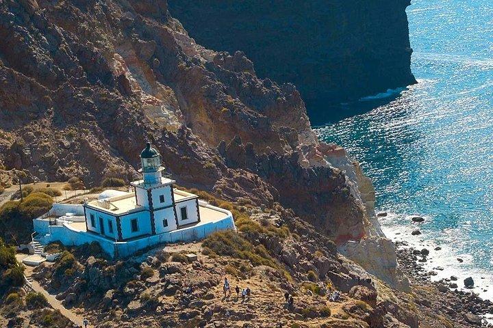 Milos to Santorini: Private Helicopter Flight