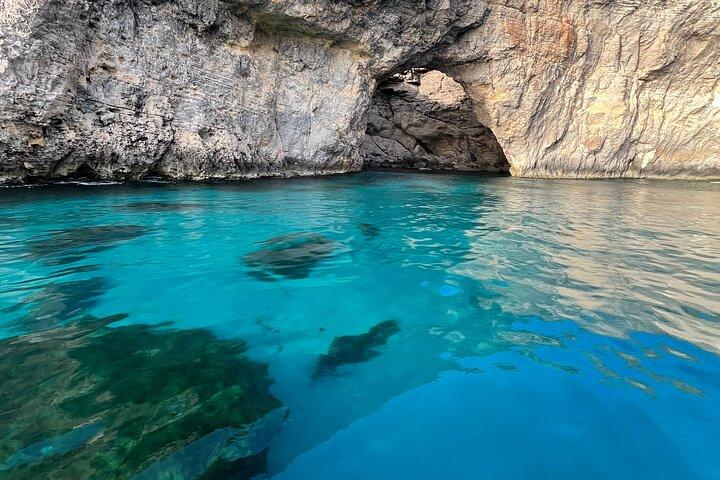 Noleggio Barca Privata Blue Lagoon Crystal Lagoon e Comino