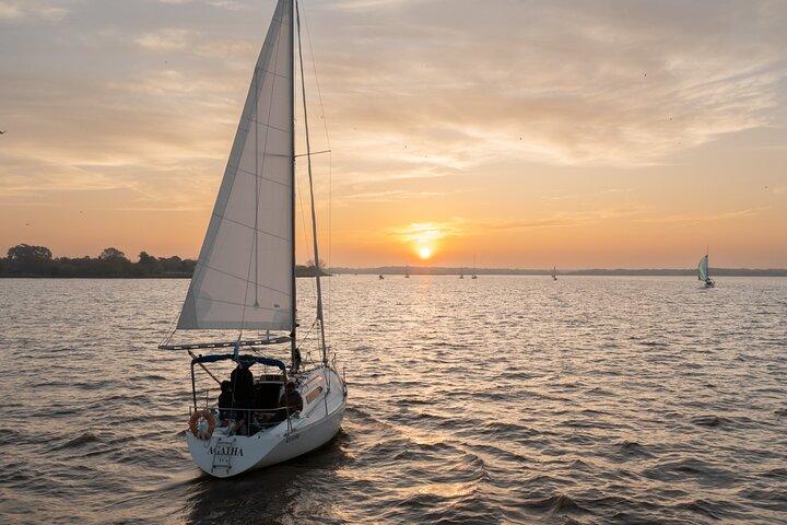 Sunset Sailing cruise in Buenos Aires