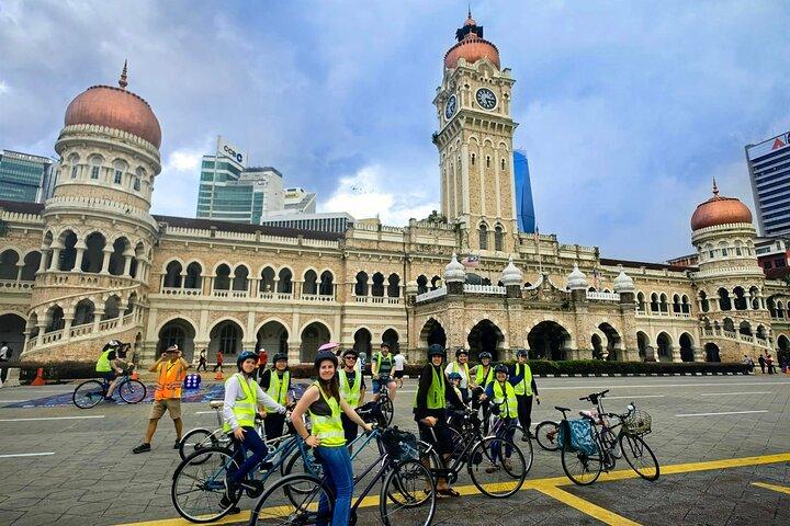 Kuala Lumpurs solnedgångskvällscykeltur