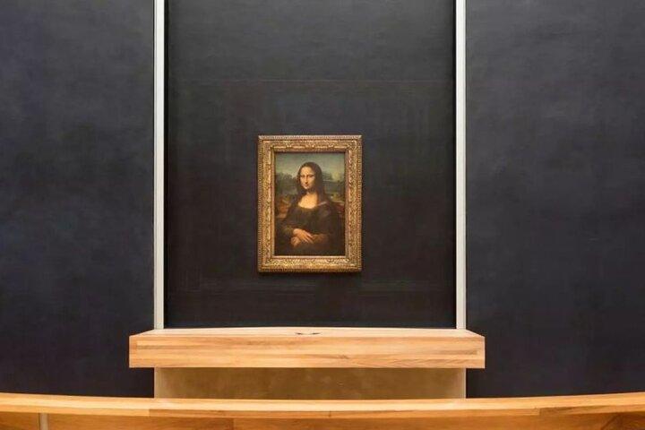 Louvre Museum Masterpieces : Private Guided Tour + Entry Included