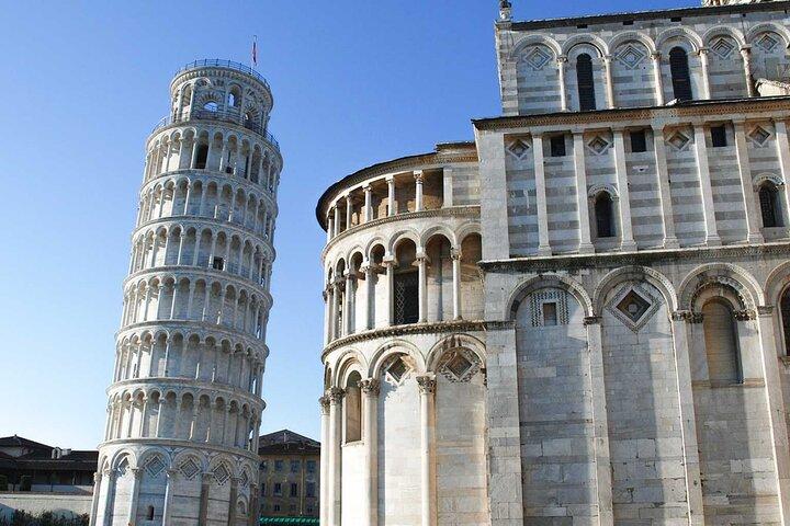 Kustexcursie van Livorno naar Pisa en Lucca