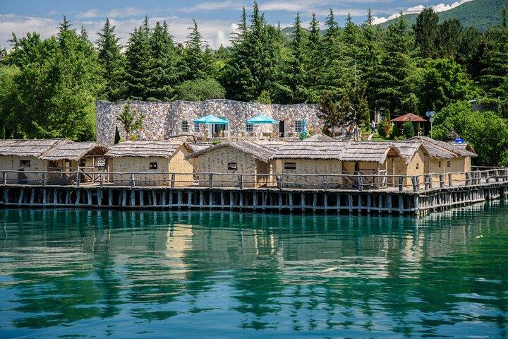 Kayak sul lago di Ohrid con spiaggia e pranzo barbecue