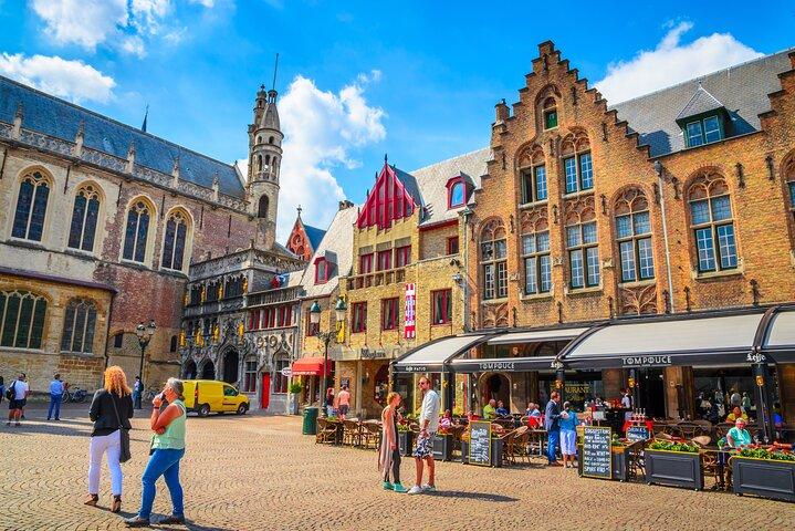 Tour gastronomico privato di 3 ore: le 10 degustazioni di Bruges con la gente del posto