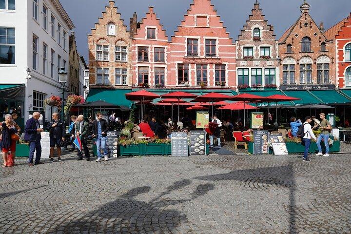 Tour gastronomico privato di 3 ore: le 10 degustazioni di Bruges con la gente del posto