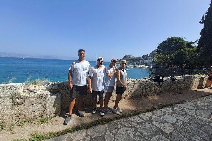 Private Sightseeing-Tour in Korfu-Stadt mit dem elektrischen Mountainbike