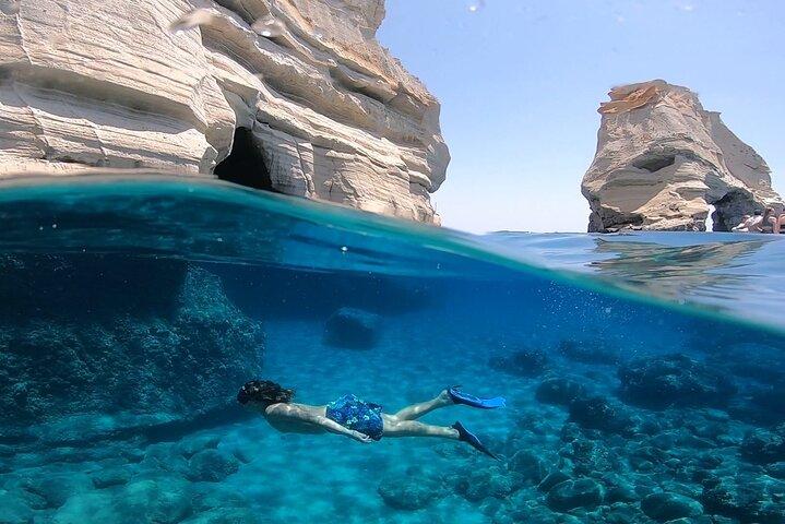 Excursion en bateau privé à Milos avec déjeuner