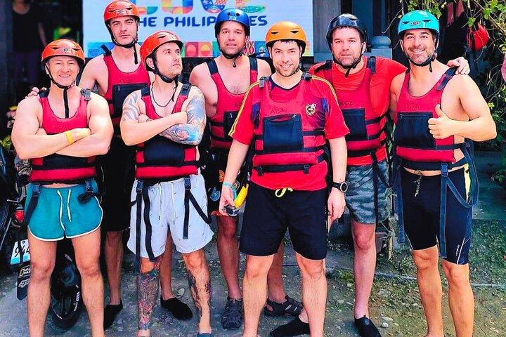 Grupptur på Moalboal Sardines Run & Kawasan Canyoneering