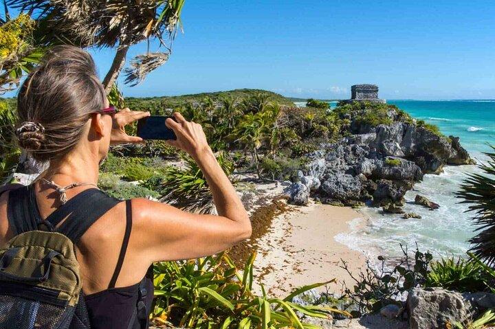 トゥルム遺跡、コバ遺跡、セノーテとプラヤ・デル・カルメン、カンクンから