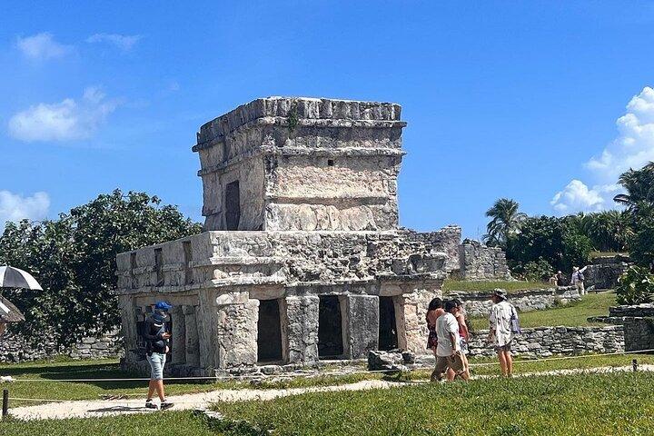 トゥルム遺跡、コバ遺跡、セノーテとプラヤ・デル・カルメン、カンクンから