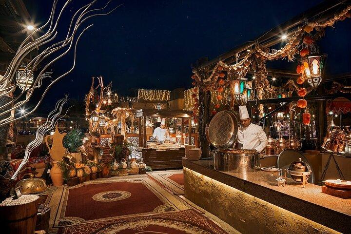 Diner bij Al Hadhierah Bab Al Shams