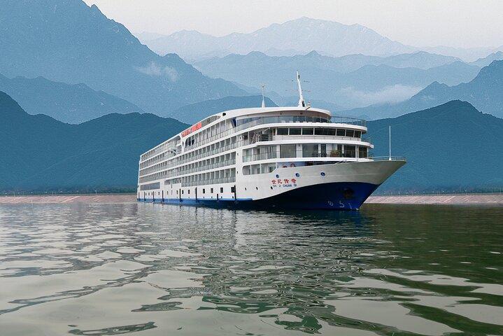 11D10N Yangtze River Panorama Cruises: Chongqing till Shanghai