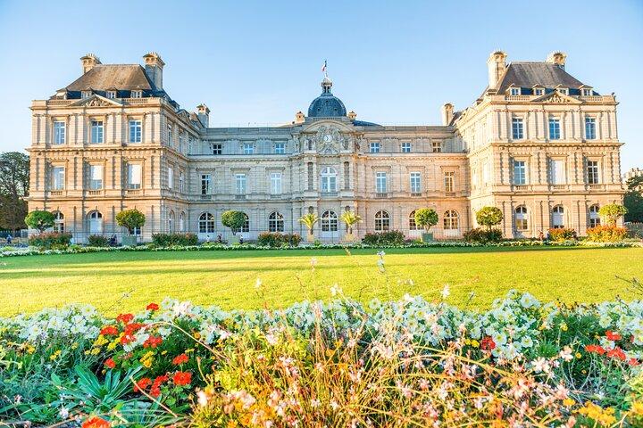 Paris: 3 hours Tour with an APP