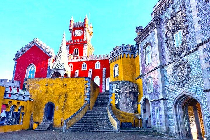 Sintra Mezza giornata con Palazzo Pena e Regaleira da Lisbona