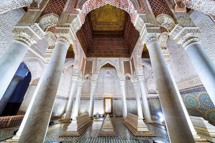 Marrakech : Saadian Tombs & Bahia Palace, Souk and Medina Tour