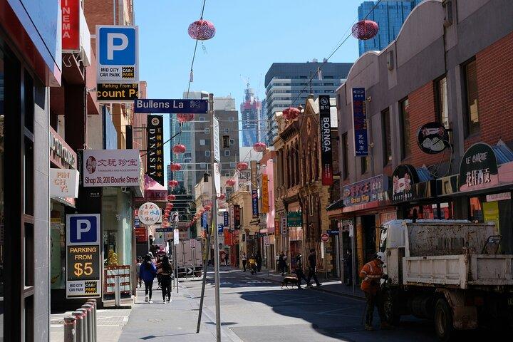 English Melbourne Walking Tour