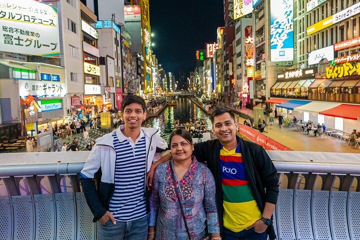 Privé levendige nachtfotoshootervaring in Osaka (Dotonbori)