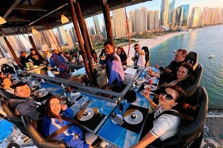 Dubai: Sky Dining Experience con trasporto privato