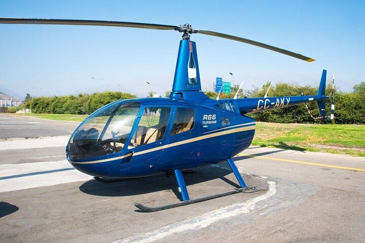 Privat helikoptertur ovanför Santiago med hotelltransport