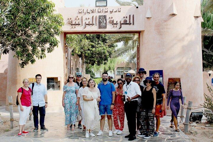 Abu Dhabi fuld dag med frokost Fra Dubai
