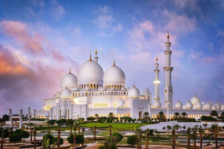 Visite de la ville d'Abu Dhabi au départ de Dubaï - Journée complète (facultatif)