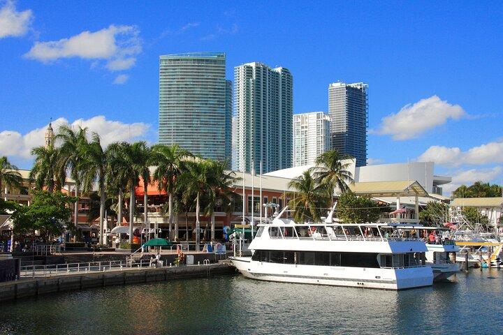 Visite d'une demi-journée de la ville de Miami en bus avec croisière touristique