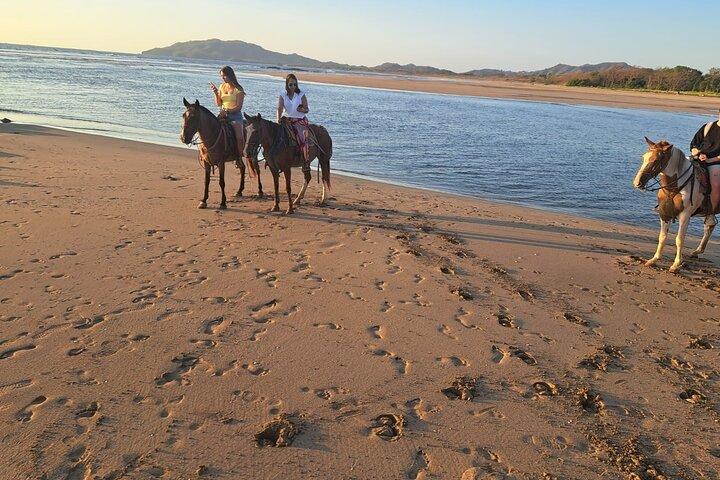 Reiten am Strand von Tamarindo