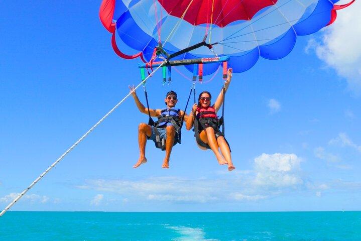 Parachutisme ascensionnel à Key West à Smathers Beach