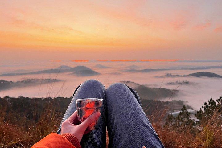NCCDALAT: Cloud Hunting Sunrise Hike - Small Group, Video, Pickup