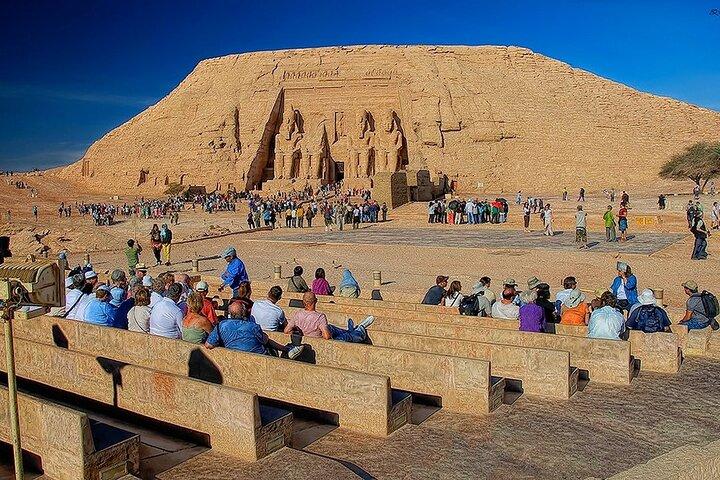 Crociera sul Nilo di 3 notti da Assuan a Luxor incluso Abu Simbel