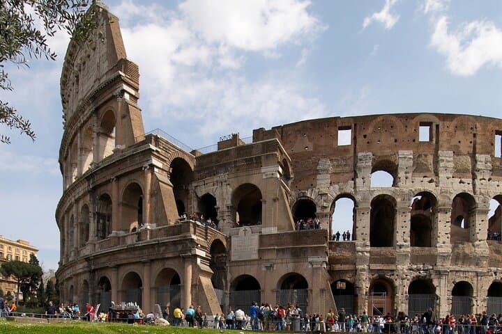Rome Colosseum & Forum Guided Tour - Small Group or Private