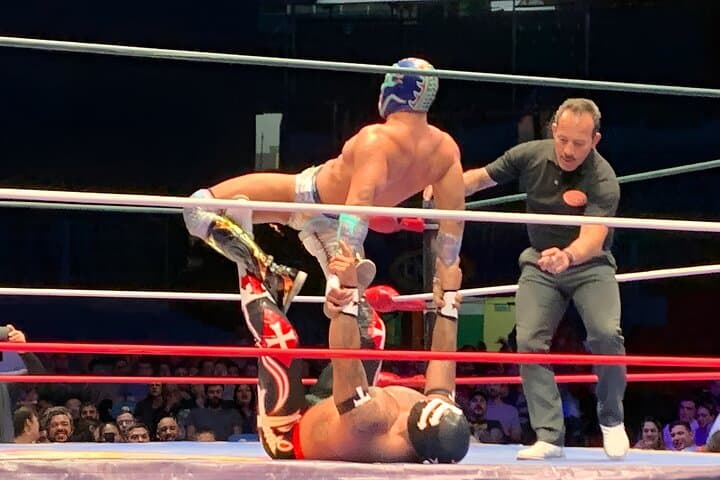 Lucha Libre, Pulque and Tacos Tour in Mexico City