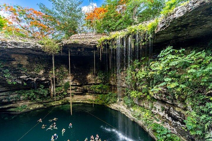Chichen Itza, Transportation, lunch, cenote and Valladolid.
