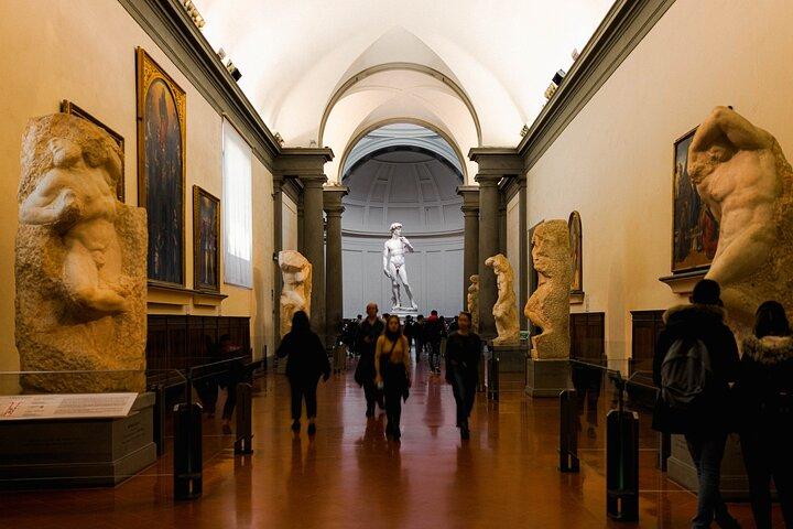 Couper la file: Visite guidée du David de Michel-Ange à l’Accademia
