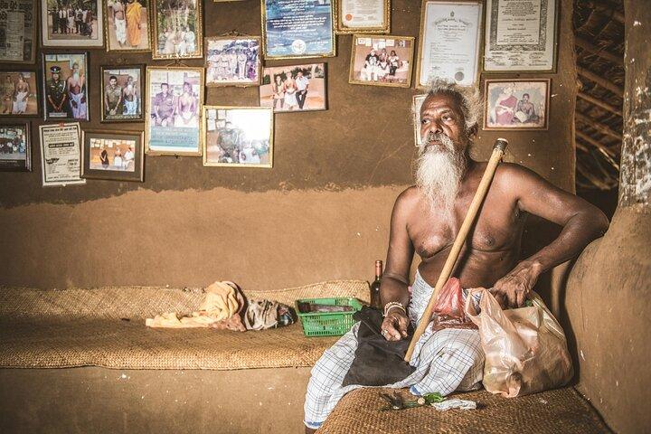 Tour privato di un giorno del villaggio aborigeno Vaddha da Nuwara Eliya