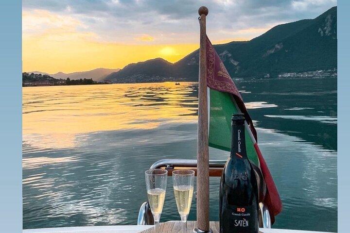 Lago de Como: crucero privado con itinerario personalizable