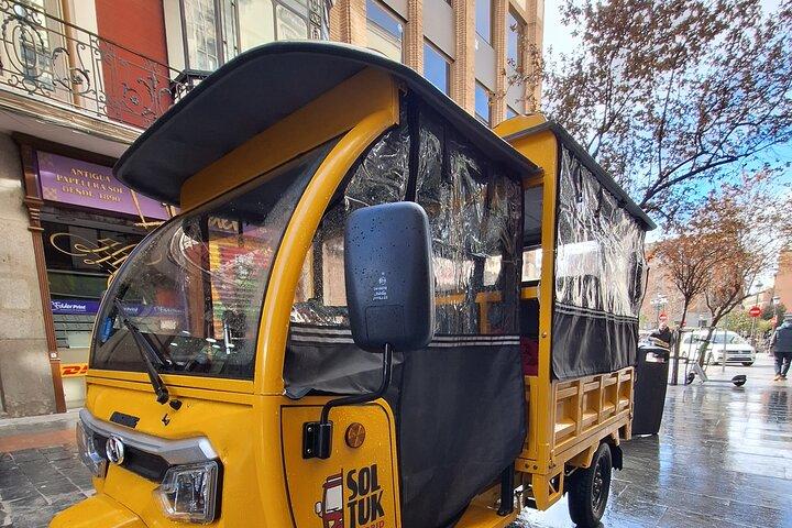 Tuk Tuk-tur til det bedste af Madrid (kun reservationsstyring)