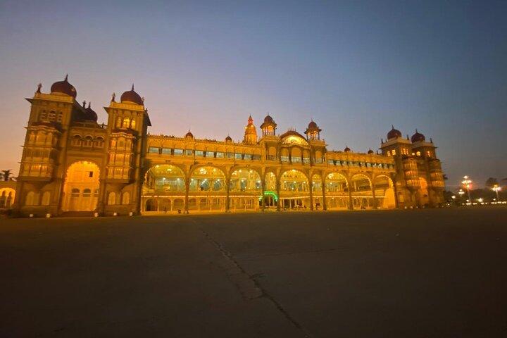 Excursão privada guiada de um dia em Mysore