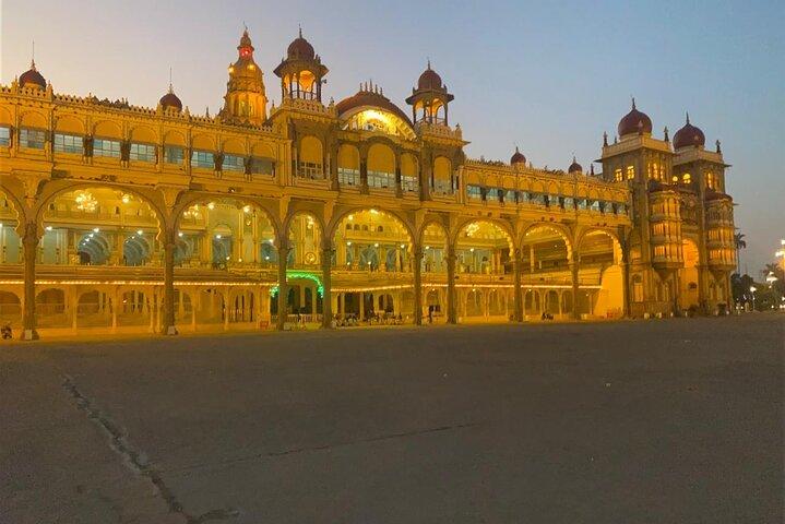 Excursão privada guiada de um dia em Mysore
