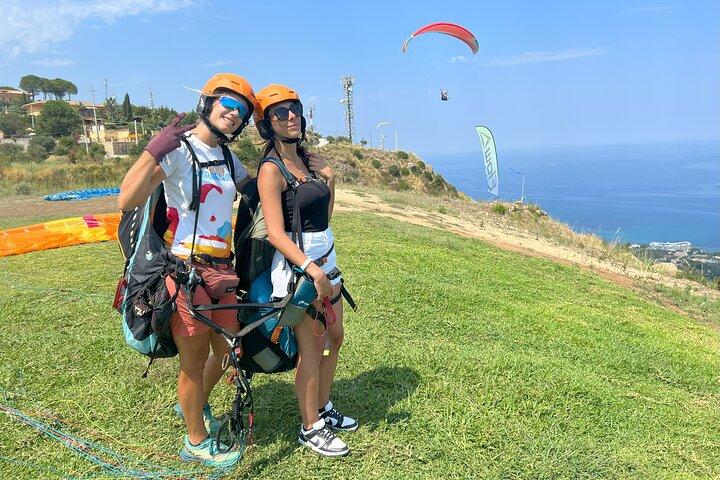 Tandem Paragliding Flight i Cefalù